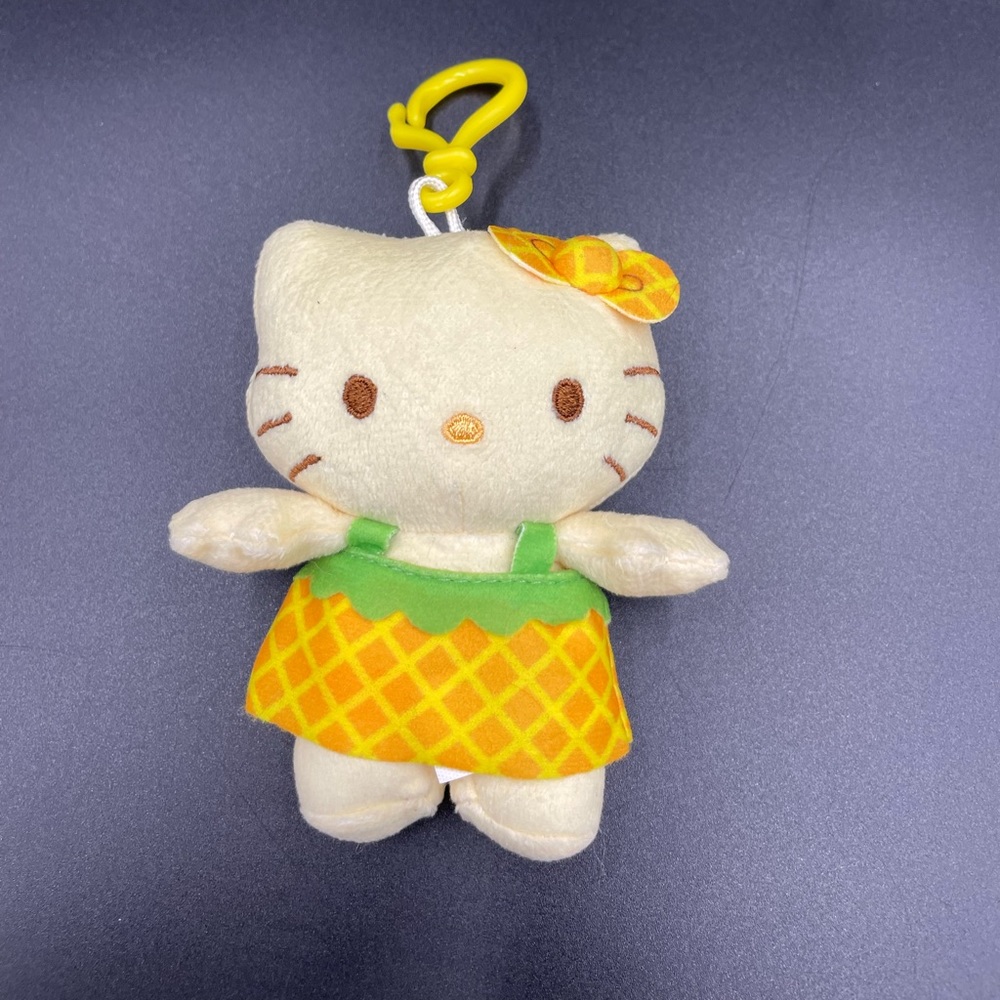 Hello Kitty plush dangler pineapple 4 inch